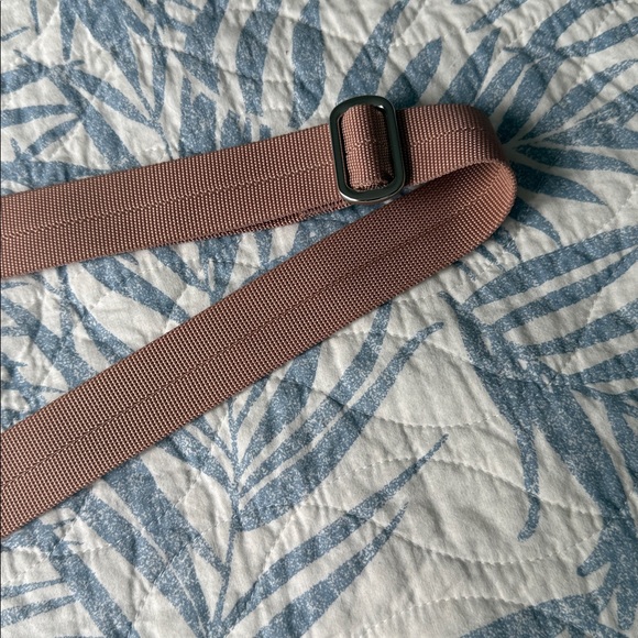 MZ Wallace Pink/Dusty Rose Quilted Hobo Bag - Picture 6 of 9